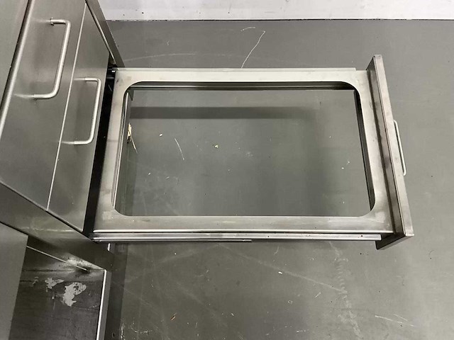 Rvs spoeltafel (330 cm) - afbeelding 8 van  8