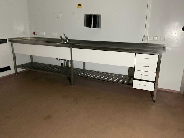 Rvs spoeltafel 500x500x250 mm - afbeelding 1 van  8