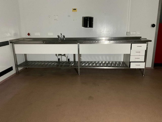 Rvs spoeltafel 500x500x250 mm - afbeelding 2 van  8