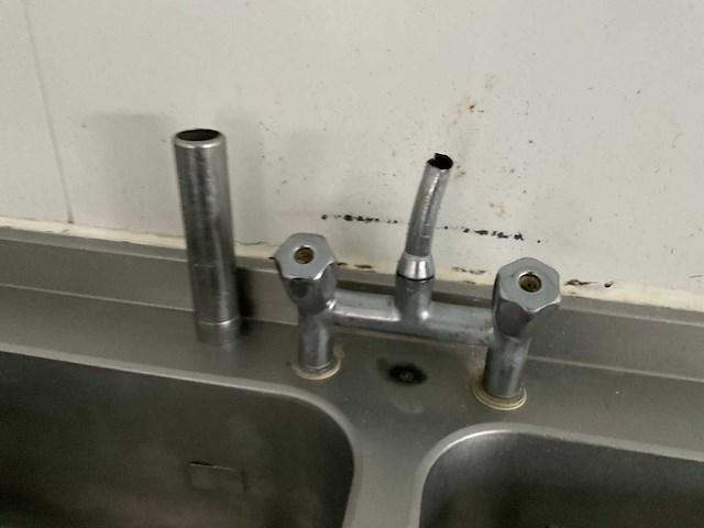 Rvs spoeltafel 500x500x250 mm - afbeelding 6 van  6