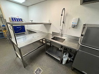 Rvs spoeltafel met debrasseermeubel - afbeelding 1 van  9