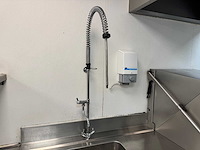 Rvs spoeltafel met debrasseermeubel - afbeelding 3 van  9