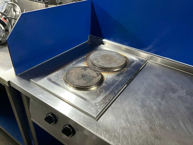 Rvs spoeltafel met electrische kookplaat - afbeelding 7 van  9