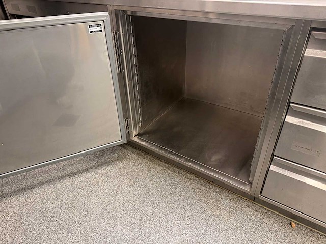 Rvs spoeltafel met lades - afbeelding 7 van  8