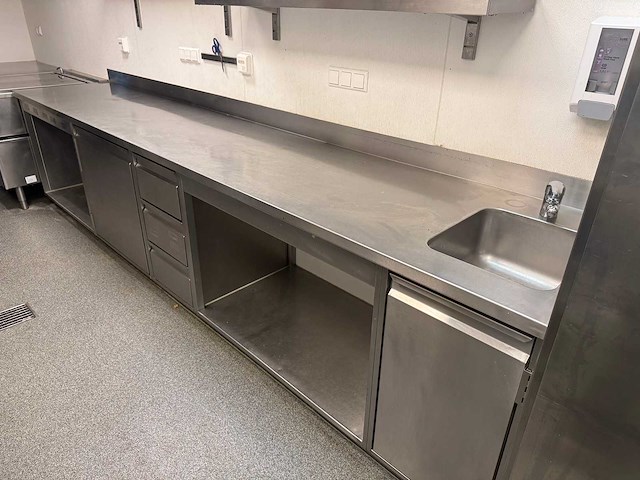 Rvs spoeltafel met lades - afbeelding 1 van  8