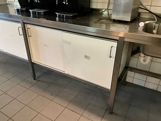 Rvs spoeltafel met onderkasten - afbeelding 6 van  9
