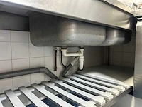 Rvs spoeltafel met onderrek - afbeelding 3 van  4