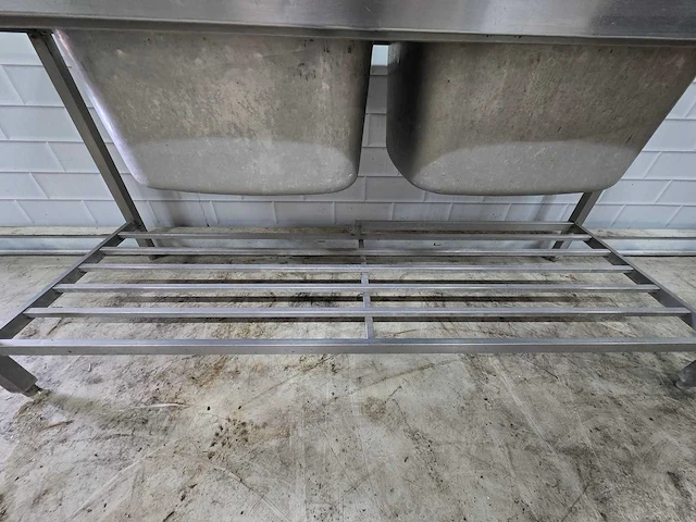 Rvs spoeltafel met onderschap - afbeelding 6 van  7