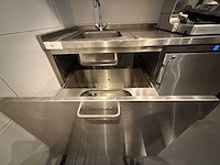 Rvs spoeltafel met rvs afvalbakhouder - afbeelding 3 van  6