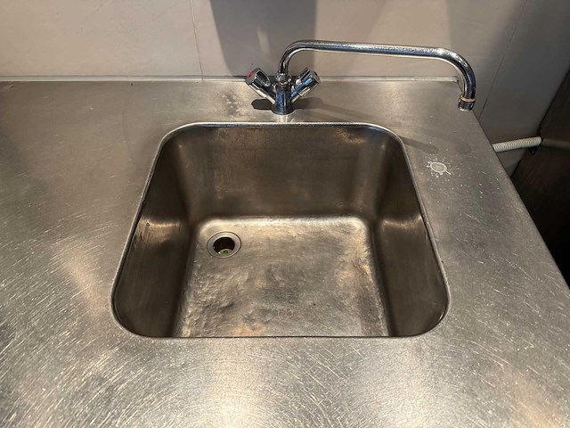 Rvs spoeltafel - afbeelding 3 van  5