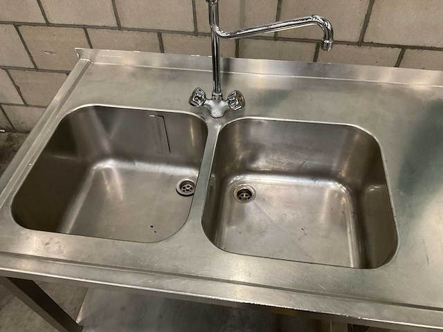 Rvs spoeltafel - afbeelding 2 van  4