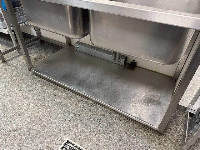 Rvs spoeltafel - afbeelding 4 van  5