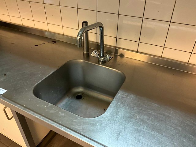Rvs spoeltafel - afbeelding 2 van  5