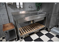 Rvs spoeltafel