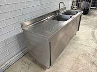 Rvs spoelwerktafel met dubbele spoelbak 2 x schuifdeur en onderschap en 1 mengkraan - afbeelding 4 van  8