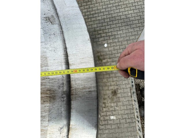 Rvs staande dubbelwandige tank ca. 9000ltr. - afbeelding 5 van  25