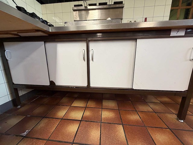 Rvs-stalen werktafel - afbeelding 1 van  6