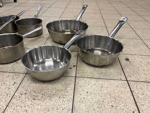 Rvs steelpannen (7x) - afbeelding 3 van  6