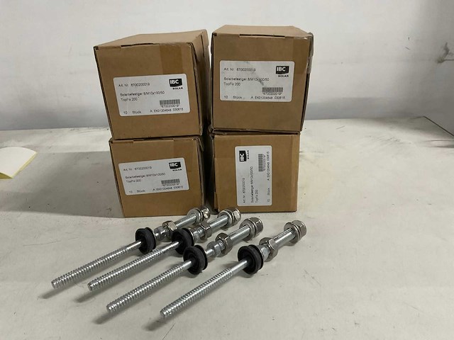 Rvs stokschroef 160xm10 voor montage zonnepaneel (40x) - afbeelding 1 van  3