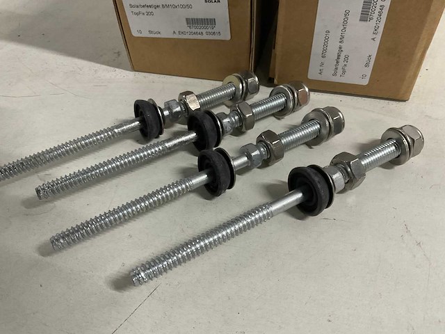 Rvs stokschroef 160xm10 voor montage zonnepaneel (40x) - afbeelding 3 van  3