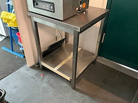 Rvs tafel - afbeelding 1 van  3