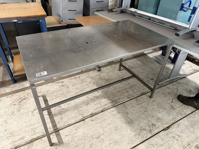 Rvs tafel - afbeelding 1 van  2