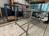 Rvs tafel - afbeelding 2 van  2