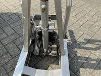 Rvs transport toestel - afbeelding 7 van  8