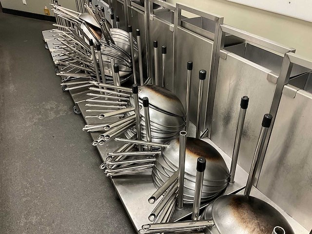 Rvs transportkar met 10x rvs wokpan - afbeelding 2 van  5