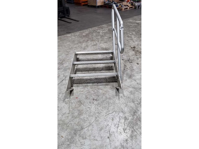 Rvs trap - afbeelding 2 van  2