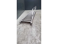 Rvs trap - afbeelding 2 van  2