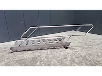 Rvs trap - afbeelding 1 van  2