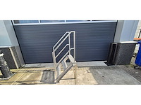 Rvs trap - afbeelding 1 van  4