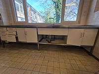 Rvs trespa werkmeubel met spoelgedeelte (reeds gedemonteerd)