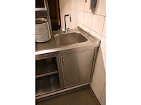 Rvs uitgiftemeubel met qvr 2 x 2-delige rvs warmtebrug en spoelmeubel - afbeelding 2 van  13