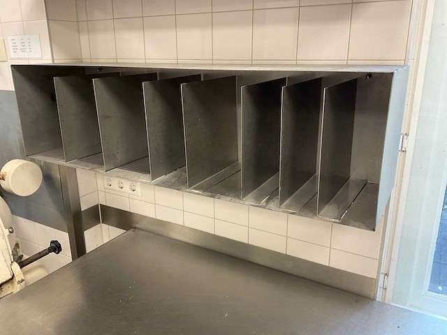 Rvs vakkenkast - afbeelding 1 van  1