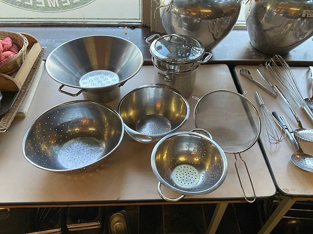 Rvs vergiet en pan (6x) - afbeelding 2 van  5