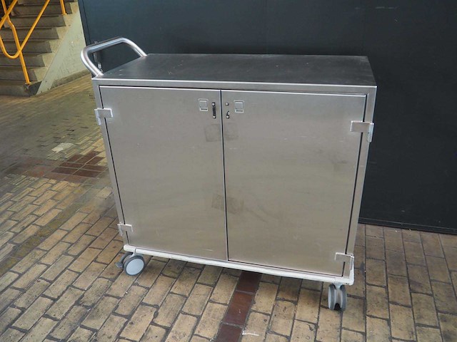 Rvs verrijdbare cleanroom kast (134 x 64 x 125cm) - afbeelding 1 van  6