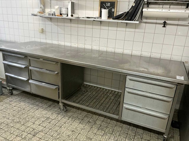 Rvs verrijdbare werktafel - afbeelding 1 van  4