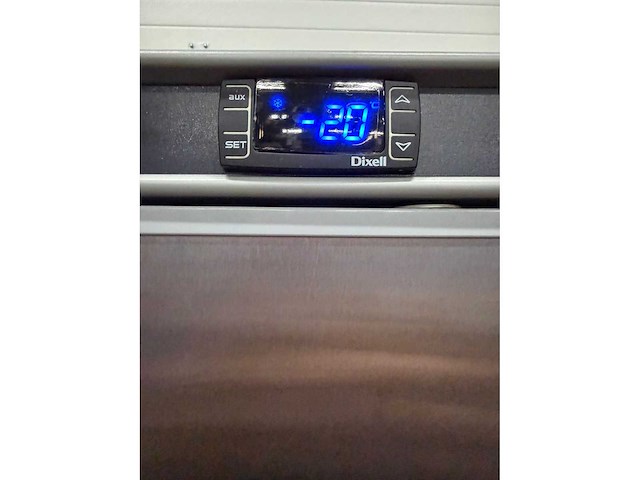 Rvs vriezer “demo model” 700l. - afbeelding 4 van  4