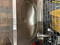 Rvs wand hangende handwasbak - afbeelding 2 van  4
