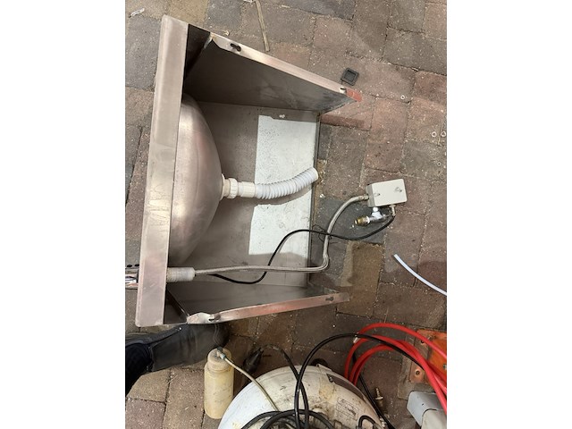 Rvs wand hangende handwasbak - afbeelding 3 van  4
