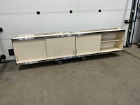 Rvs wandkast - afbeelding 1 van  8