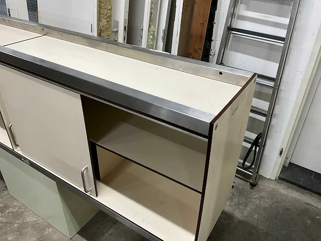 Rvs wandkast - afbeelding 6 van  8