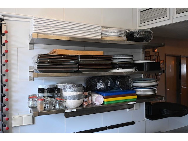 Rvs wandschap inclusief inhoud keuken benodigdheden (6x) - afbeelding 1 van  15