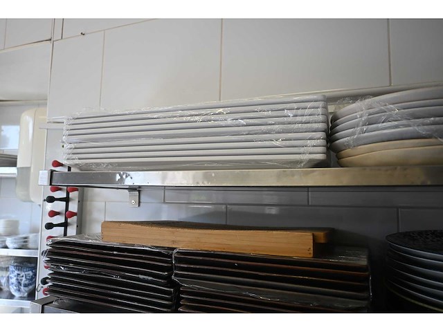 Rvs wandschap inclusief inhoud keuken benodigdheden (6x) - afbeelding 14 van  15