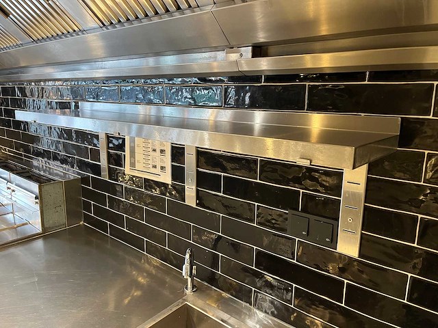 Rvs wandschap - afbeelding 1 van  2