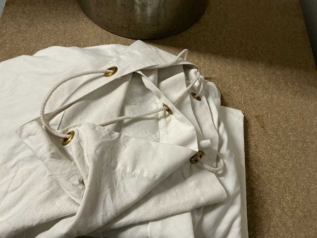 Rvs wasmand met stoffen zakken - afbeelding 2 van  3