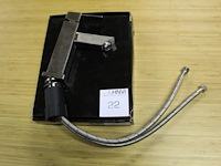 Rvs wastafelkraan calipso 210 vierkant. hoogte kraan 21 cm.