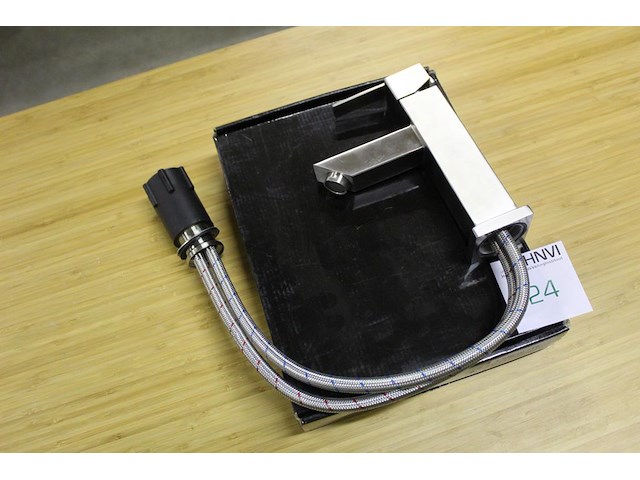 Rvs wastafelkraan calipso 210 vierkant. hoogte kraan 21 cm. - afbeelding 1 van  2